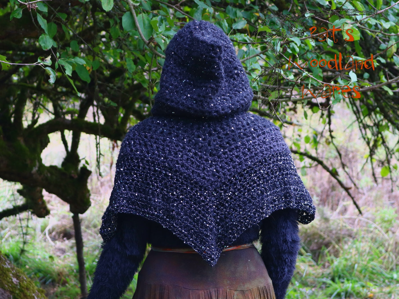 Hooded Capelet - Starry Night