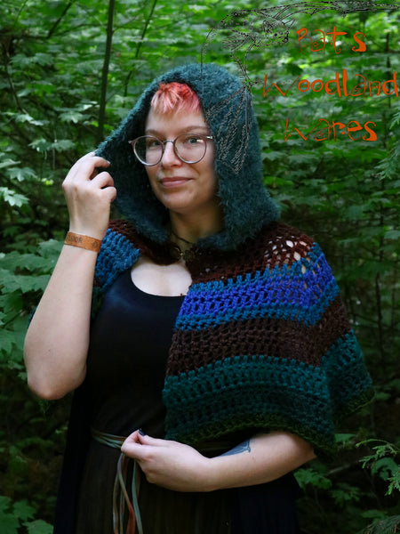 Hooded Capelet - Earth Hoarder (vegan)