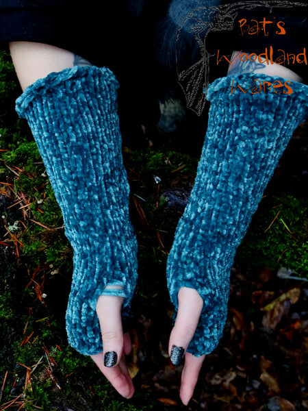 Arm Warmers - Velvet Branches (Vegan)