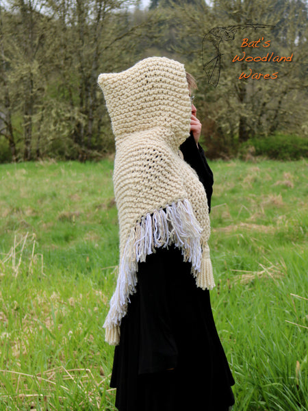 Hooded Fringe Shawl - Mormont