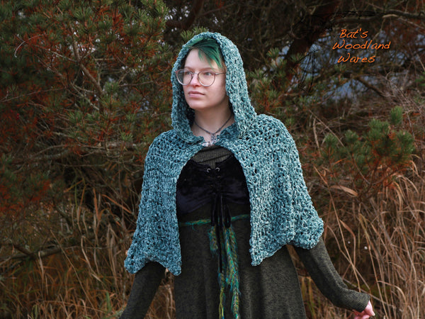 Hooded Capelet - Forest Elder - Velvet (vegan)